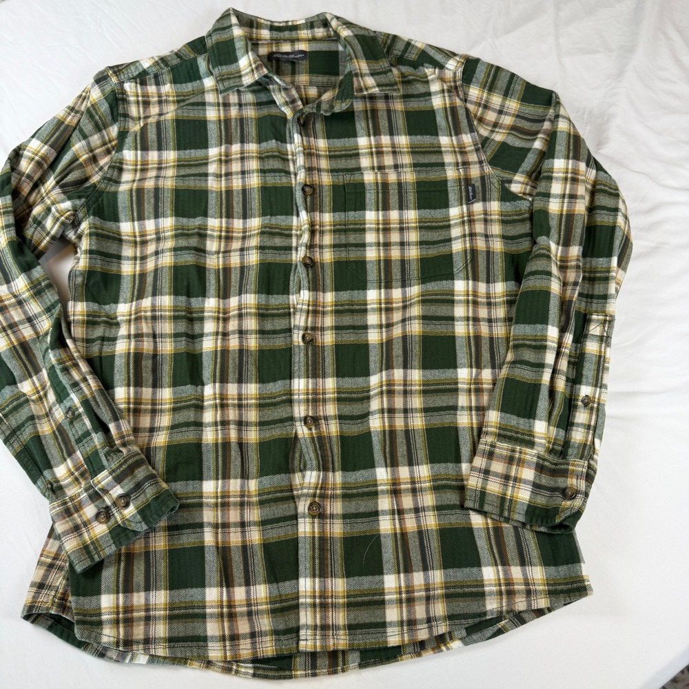 Eddie Bauer Mens Green Plaid Flannel Shirt Long Sleeve Button Down Medium